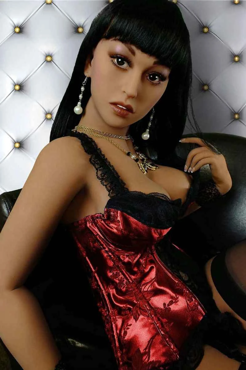 YL Doll's Melody: A Comprehensive Review of the 165cm/5ft5 G-cup TPE Sex Doll