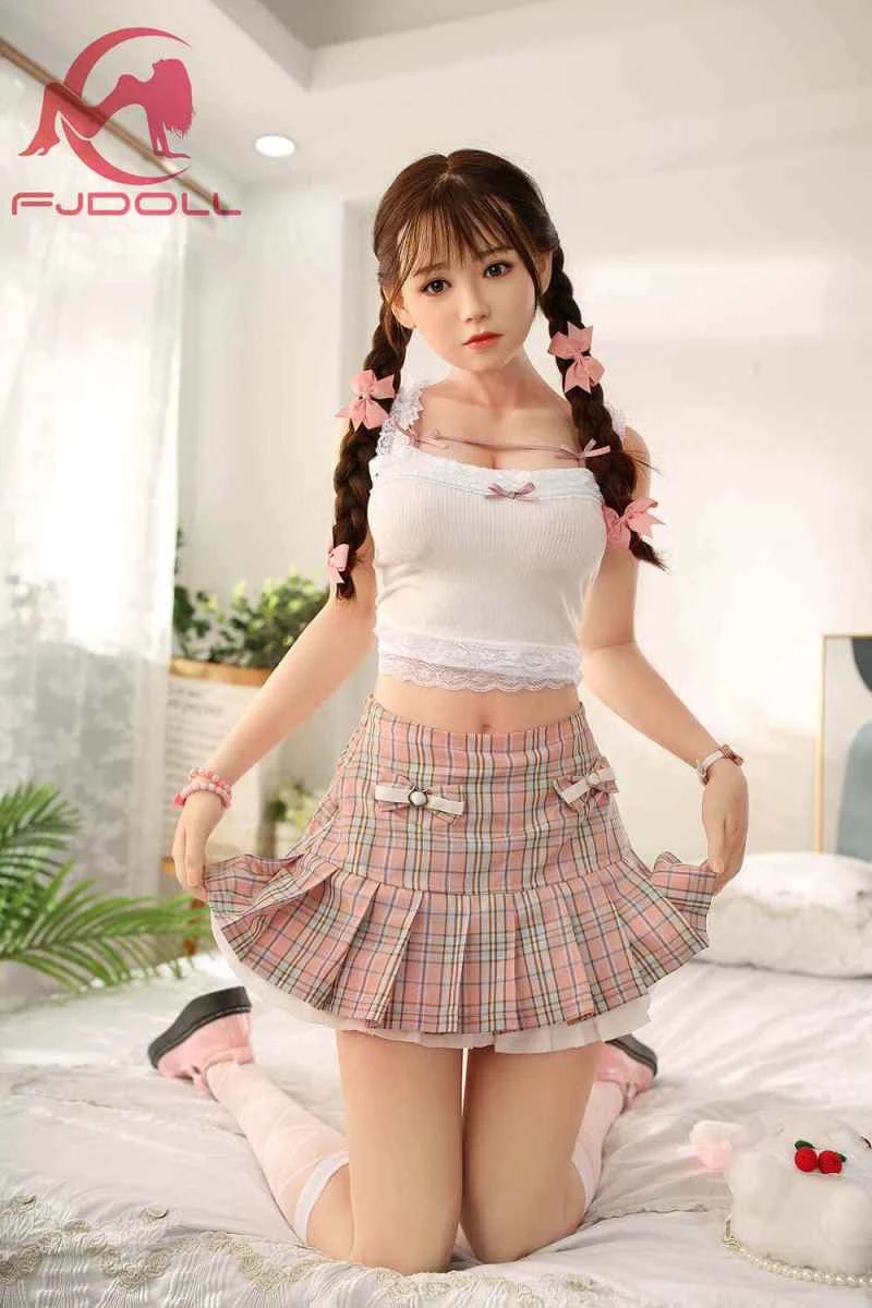 168cm/5ft6 E-cup Silicone Sex Doll Lily Review - FJ Doll