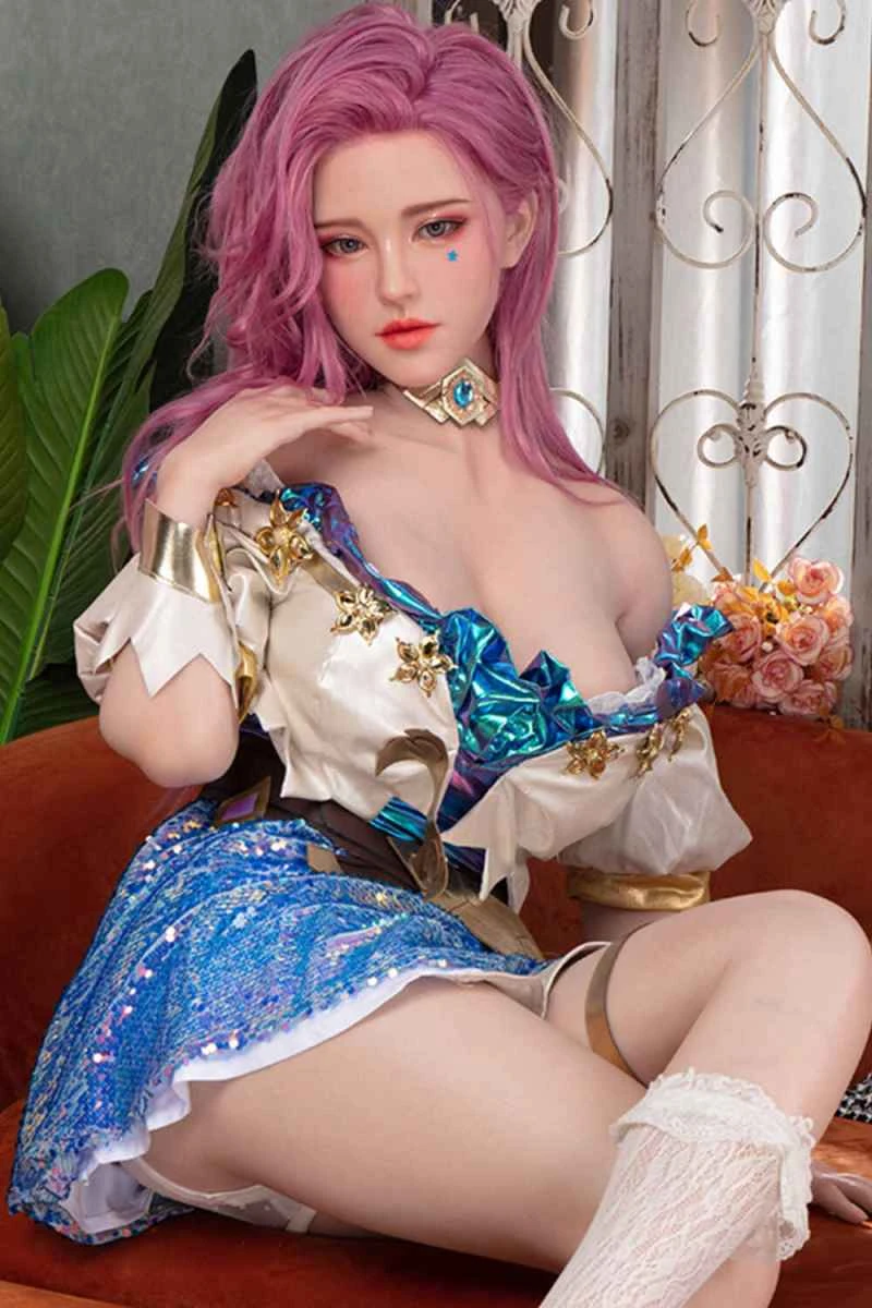 171cm/5ft7 D-cup Silicone Sex Doll Review: Saner Model by Starpery Doll - W.R. 4.0 Version (In Stock, US Only)