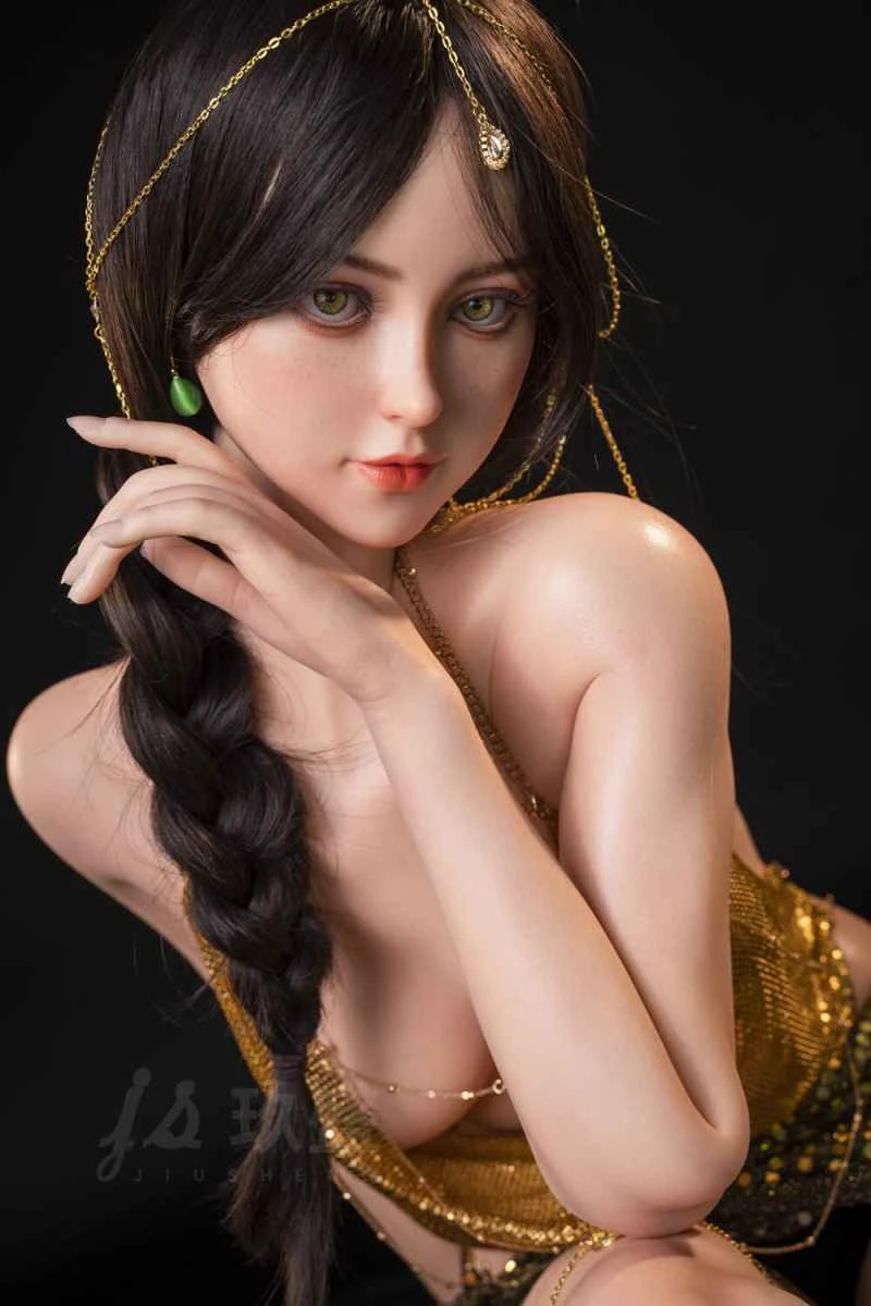 Comprehensive Review of the 168cm/5ft6 C-cup Silicone Sex Doll Arisa by Jiusheng Doll