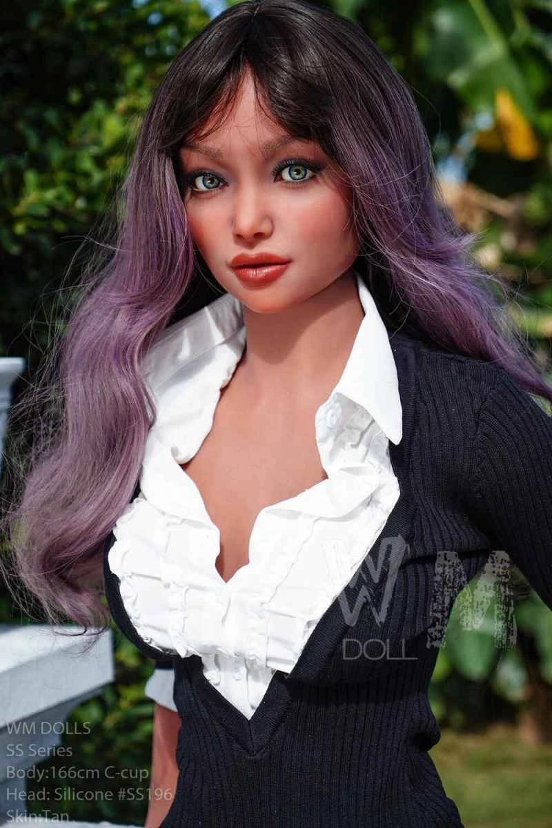 In-Depth Review of the 166cm/5ft5 C-cup Silicone Head S-TPE Body Sex Doll - Auetta by WM Dolls