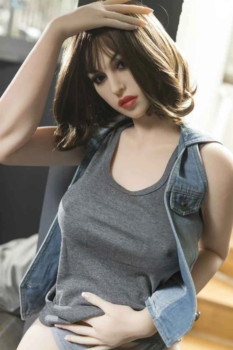 YL Doll's Orli: A Comprehensive Review of the 170cm/5ft7 G-cup TPE Sex Doll