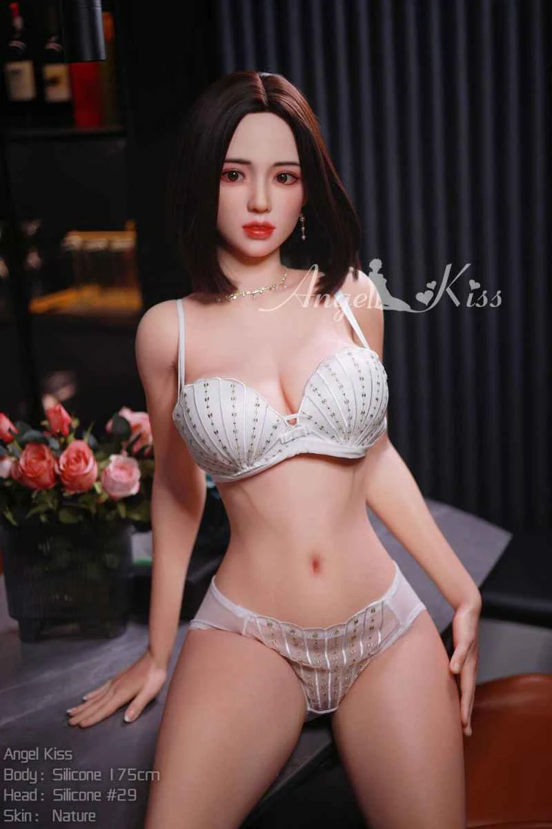 175cm/5ft9 D-cup Silicone Sex Doll Review: Charley by Angelkiss Doll