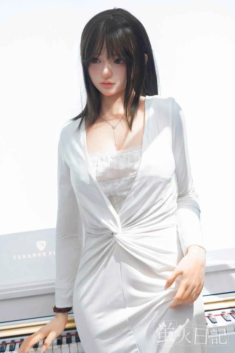 165cm/5ft5 D-cup Silicone Sex Doll Review - Liuli by Firefly Diary
