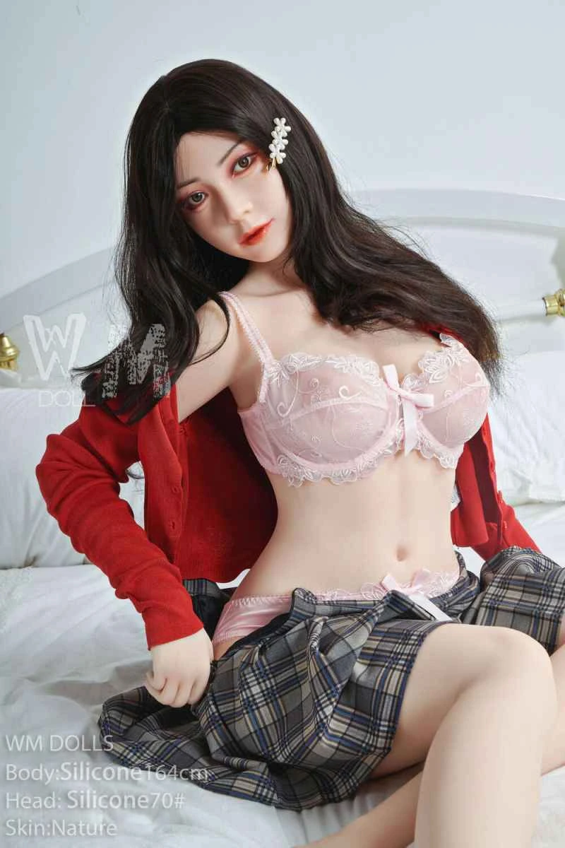 164cm/5ft5 D-cup Silicone Sex Doll Review: Trudi Bertha by WM Dolls