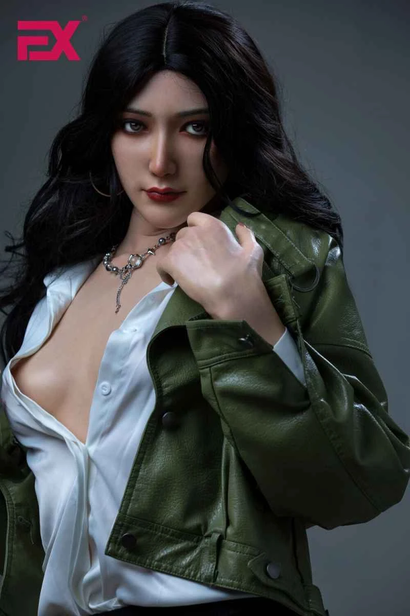 172cm/5ft8 C-cup Silicone Sex Doll Evelyn Review: RealClone All-in-One by DS Doll / EX Doll