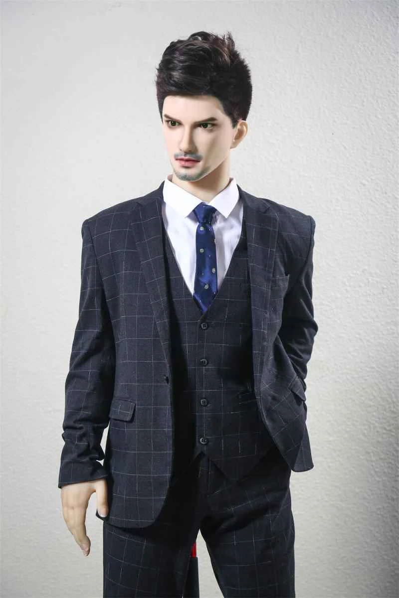 Review: 175cm/5ft9 Male Silicone Head Sex Doll - Zhou by Qita Doll