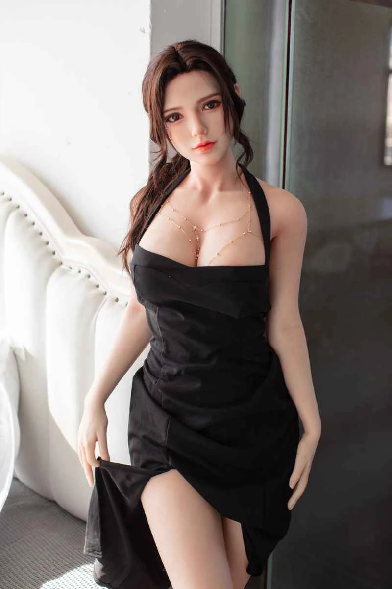 171cm/5ft7 D-cup Silicone Head Sex Doll Julie by Starpery Doll: A Comprehensive Review