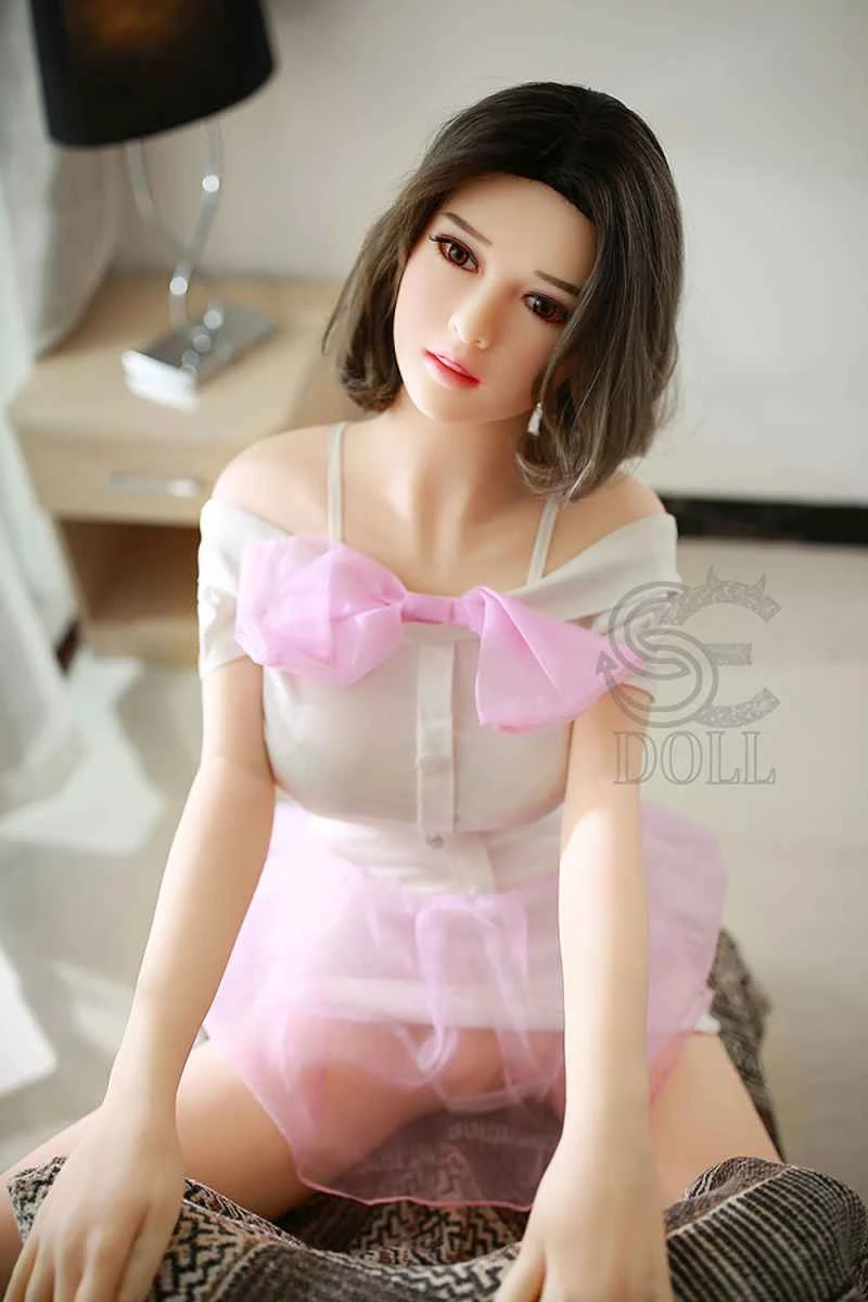 165cm/5ft5 D-cup TPE Sex Doll Gwendolyn by SEDOLL: A Comprehensive Review
