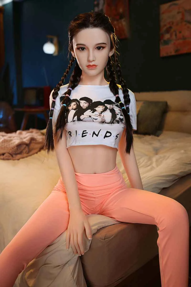 Review of the 160cm/5ft3 B-cup TPE Sex Doll Xylia by SY Doll