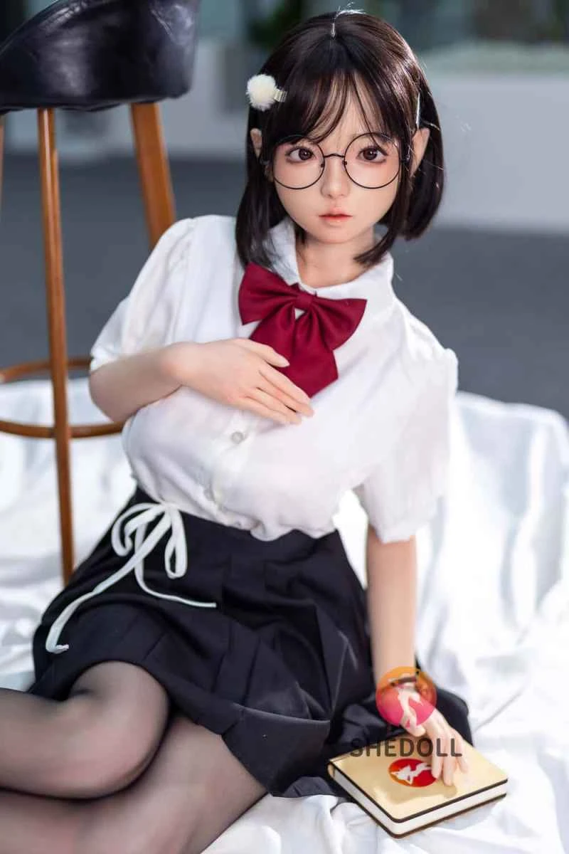 Comprehensive Review of the 148cm/4ft10 C-cup Silicone Head Sex Doll - Luo Xiaoxi by SHEDOLL