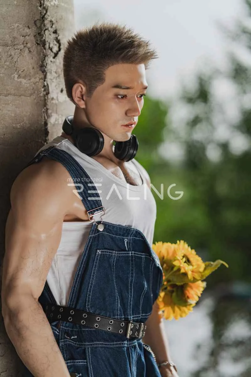 180cm/5ft11 Male Silicone Sex Doll Zane by REALING - A Comprehensive Review