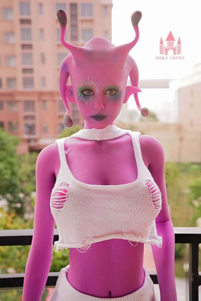 170cm/5ft7 E-cup TPE Sex Doll Review: Astrid Masefield by Dolls Castle