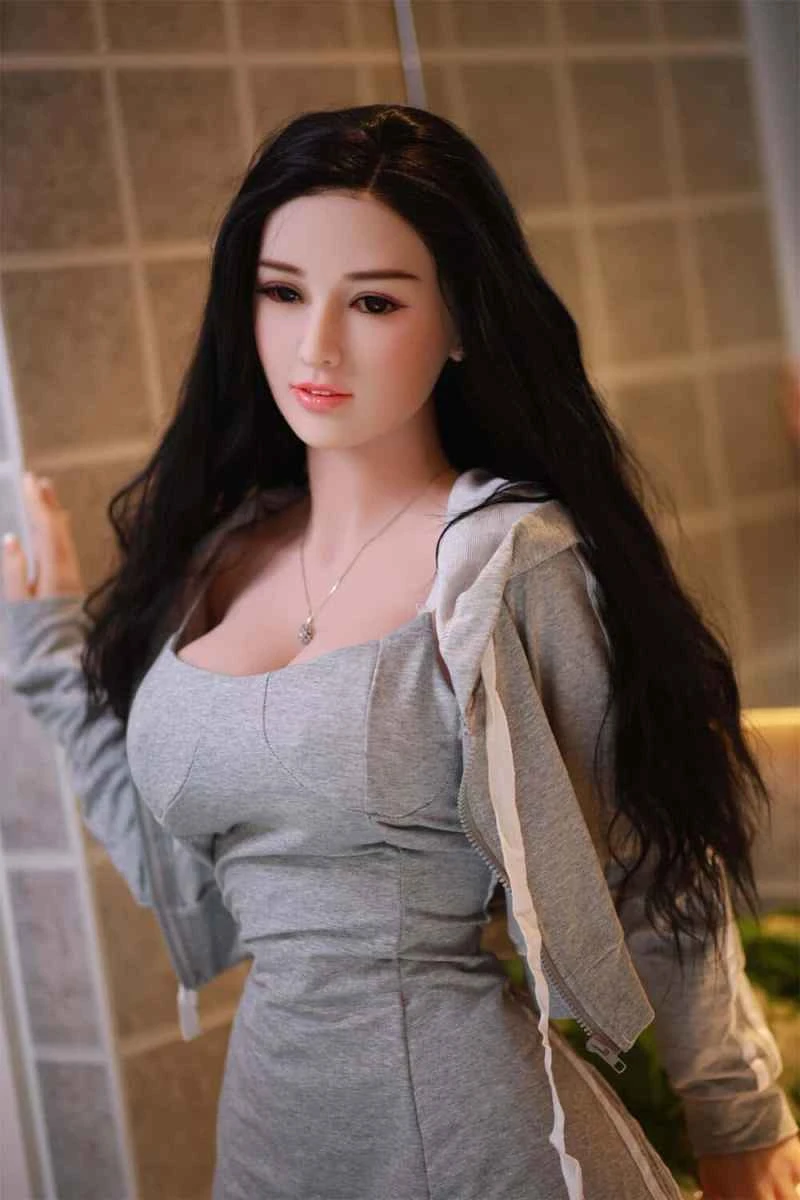 161cm/5ft3 E-cup TPE Sex Doll Review: Sibyl Law by JY Doll